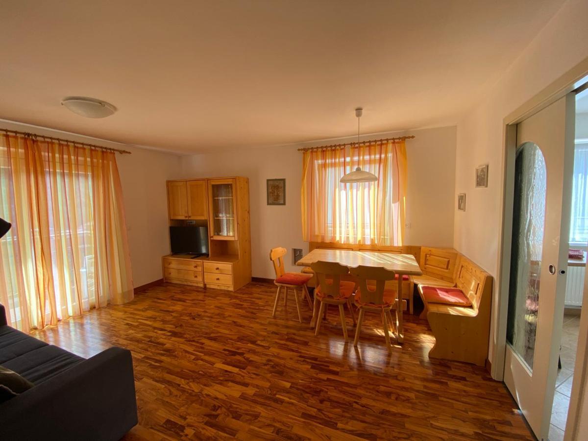 Amalia Apartment Santa Cristina Val Gardena Kültér fotó
